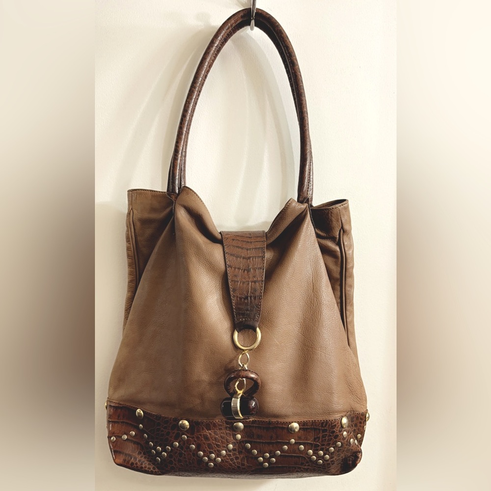 CATERINA LUCCHI ITALIAN LEATHER BAG      17” x 17” 👜
